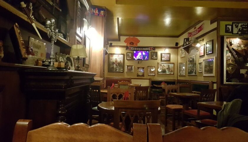 Salerno, ladri visitano The Clan Tavern Scottish pub : rubati soldi delle mance