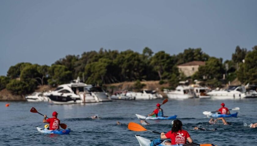 Nuoto in acque libere a Castellabate: tutti gli appuntamenti estivi del Circolo Nautico Punta Tresino
