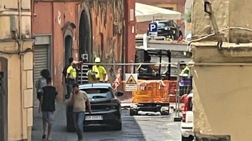 Lavori in via Dei Liguori a Sarno, Aliberti (NM): “danno per i commericanti”