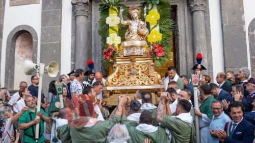 Vietri sul Mare si prepara  ai festeggiamenti in onore del Santo Patrono San Giovanni Battista