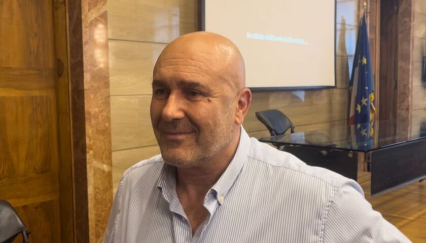 Regionali, Bandecchi si candida in Campania: “dei politici del Sud salvo solo De Luca”