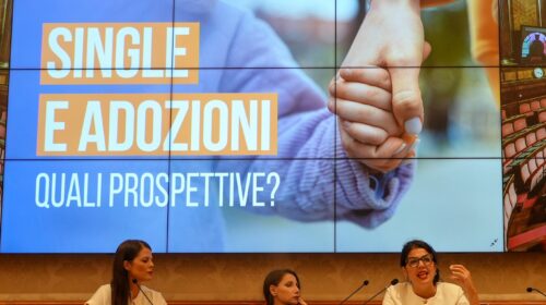 Adozioni, Bilotti (M5s): “Ddl per quelle dei single dopo pronuncia Corte costituzionale”