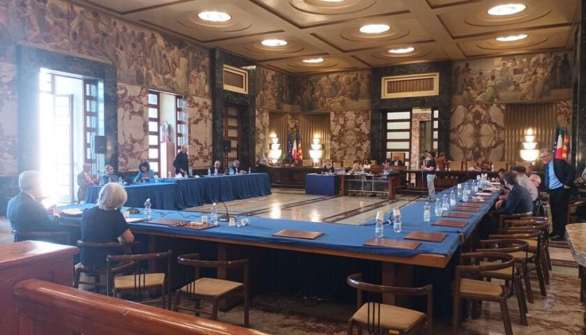 Salerno, via libera a circa 360mila euro di debiti fuori bilancio