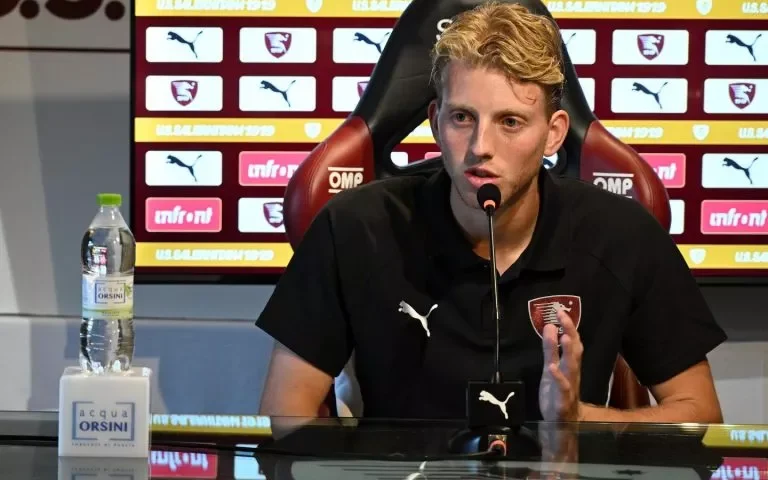 Salernitana, de Boer: “Questa piazza non merita la C”