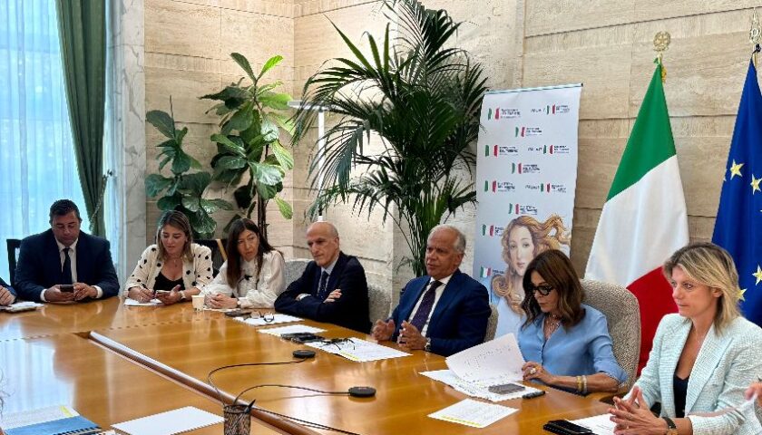 Insediato al Mitur tavolo interministeriale per la gestione e sicurezza dei flussi turistici