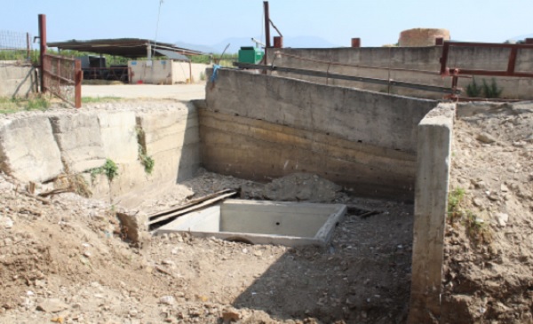 Blitz a Montecorvino: manufatti abusivi sequestrati e imprenditore denunciato