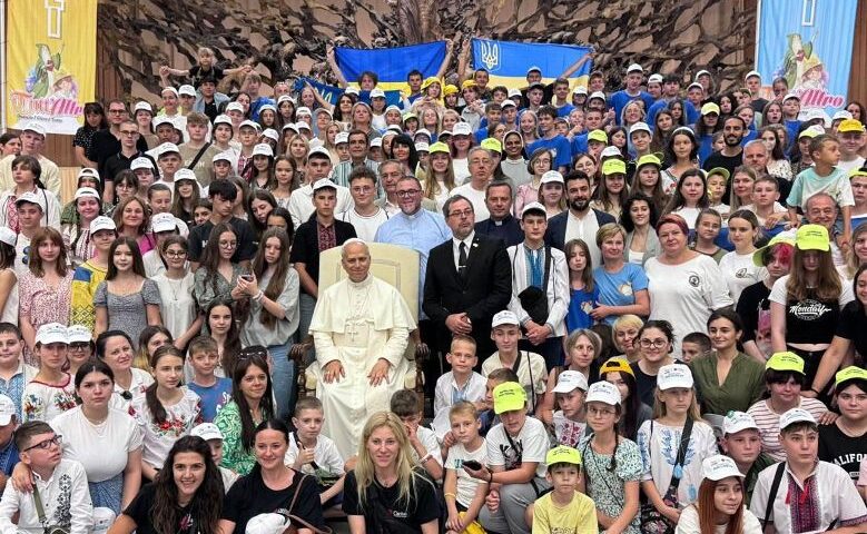Da Postiglione a Roma, l’incontro dei bambini ucraini con Papa Leone.