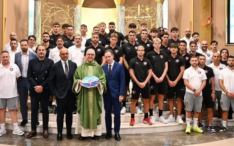 La Salernitana partecipa alla Santa Messa nella Basilica di Santa Rita a Cascia