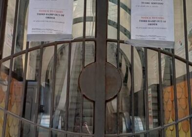 Salerno, out dopo un giorno dalla riparazione la scala mobile in via Madonna del Monte
