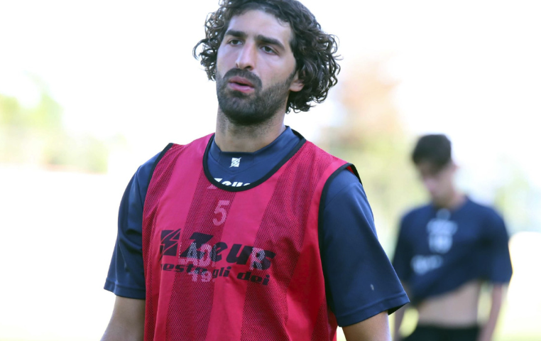 Aneurisma per il calciatore Mansi di Atrani: “Forza roccia”