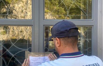 Maiori, smaltimento reflui difforme dalle regole: ristorante posto sotto sequestro