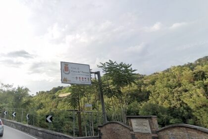 Tratto strada in località Tengana, Colella (Prima Cava): ‘Una trappola per automobilisti e motociclisti”