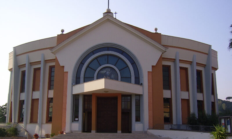 Nocera Superiore, rapina in Chiesa a Ferragosto: 4 banditi armati minacciato parroco e fedeli portando via anche la cassaforte