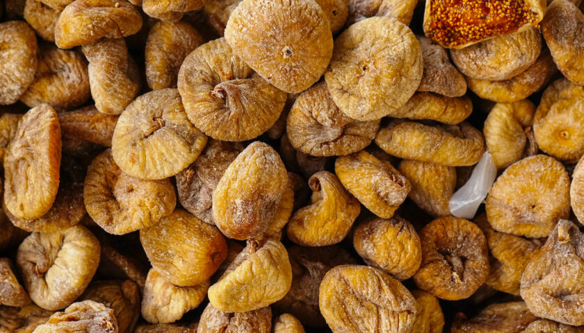 Agropoli, raid in una azienda agricola: rubati due quintali di fichi secchi