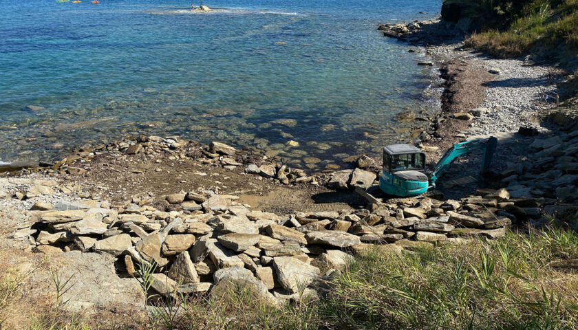 Agropoli, lavori di messa in sicurezza non conformi presso la spiaggia San Francesco: ancora sigilli