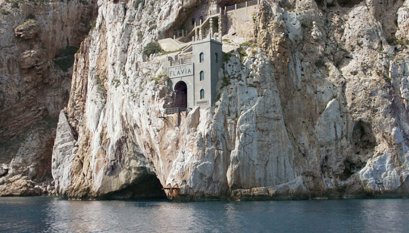 Tuffi dalle grandi altezze, il Marmeeting si sposta da Furore a Porto Flavia di Iglesias