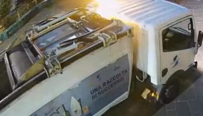 Salerno Pulita, le scuse della società e i provvedimenti disciplinari per un operatore incivile