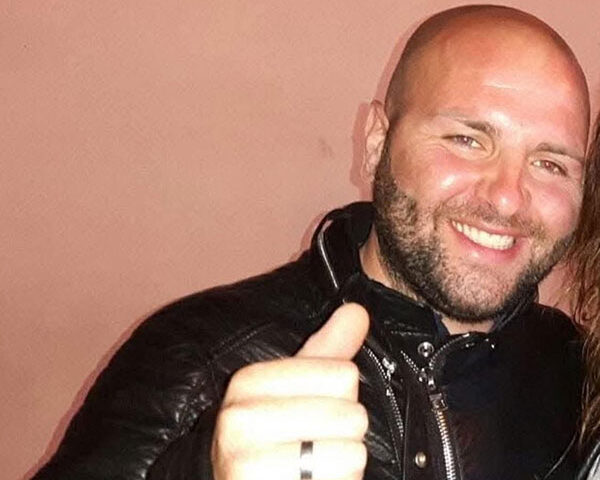 Castellabate, lacrime e dolore per l’estremo saluto a Stefano Federico