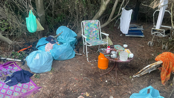 Capaccio/Paestum: sgomberato accampamento di extracomunitari