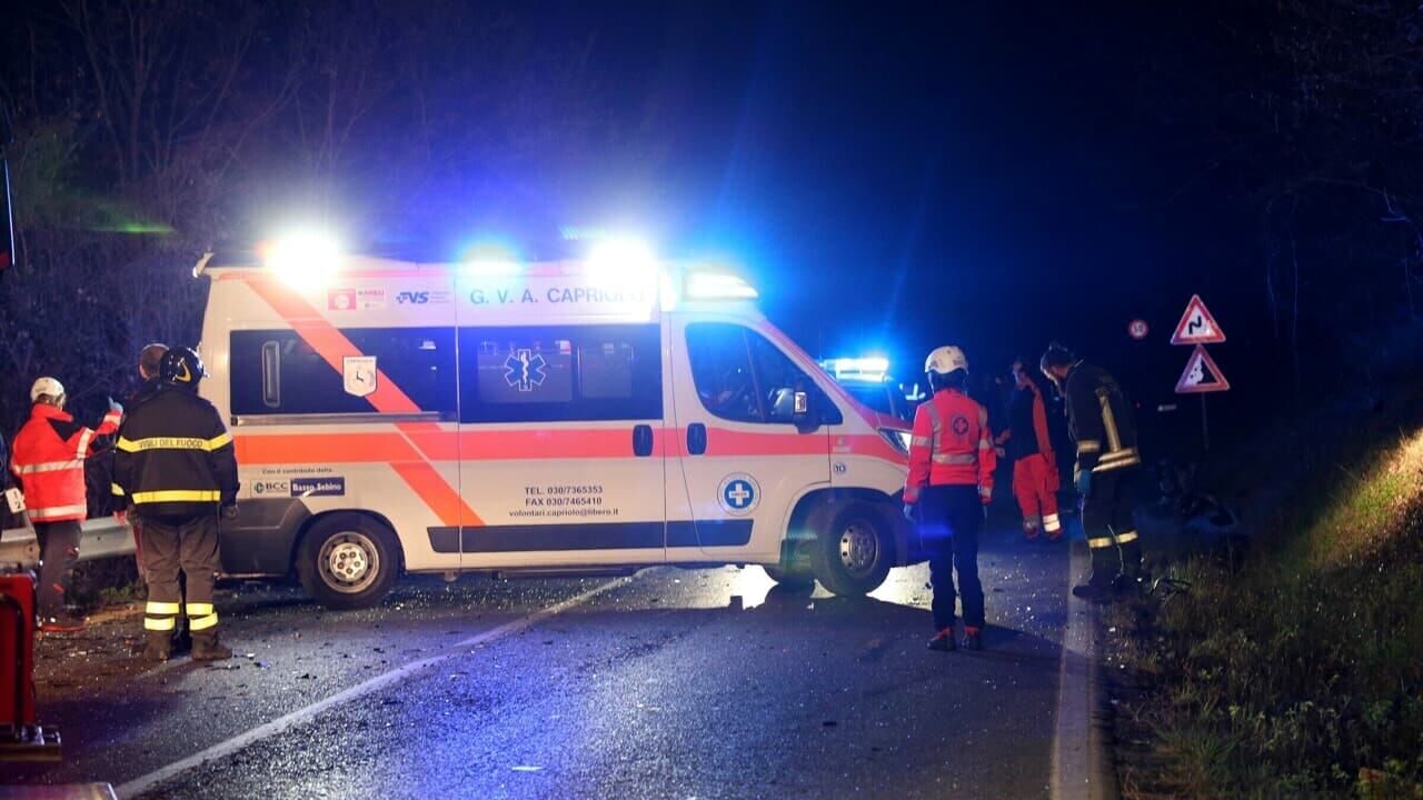 Incidente nella notte sulla A2 tra Eboli e Campagna: morti Gabriele ...