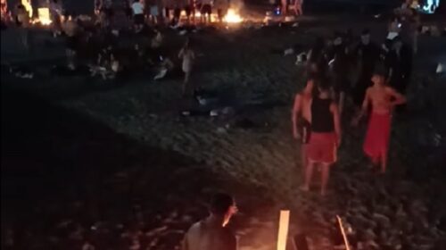 Salerno, falò accesi su spiaggia inclusiva a Mercatello: la denuncia della Balnea