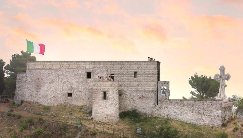 Cava de’ Tirreni, interdetto il bosco di Monte Castello