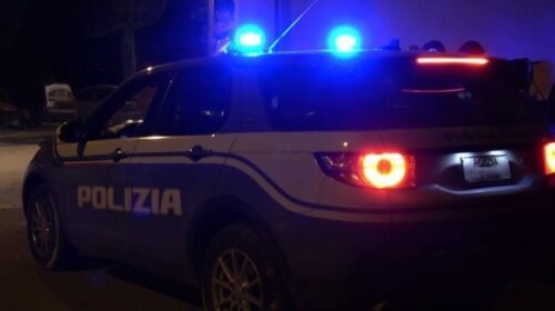 Salerno, lite con coltellate e pistole nel parcheggio di via Ligea: 3 feriti