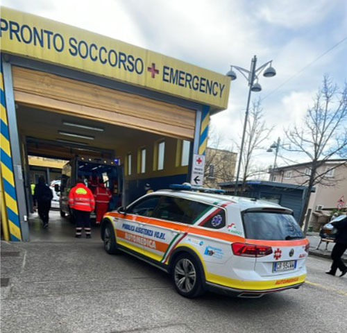 Odissea per centauro di Capaccio ferito: 2 ore d’attesa nell’ambulanza in ospedale ad Eboli