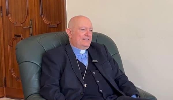 Telediocesi licenzia giornalisti, amministrativi e operatori. Il vescovo Bellandi: situazione triste e decisione inevitabile