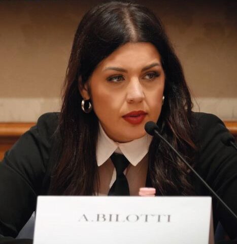 Bilotti (M5s): “Senza stabilizzazione la giustizia si ferma”