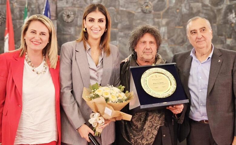 Baronissi, ad Enzo Avitabile il Premio “Pagine d’Autore” alla Carriera
