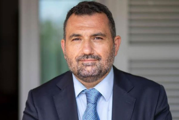 “Non più in linea con la politica dei 5 Stelle”, Lambiase si dimette da consigliere comunale a Salerno