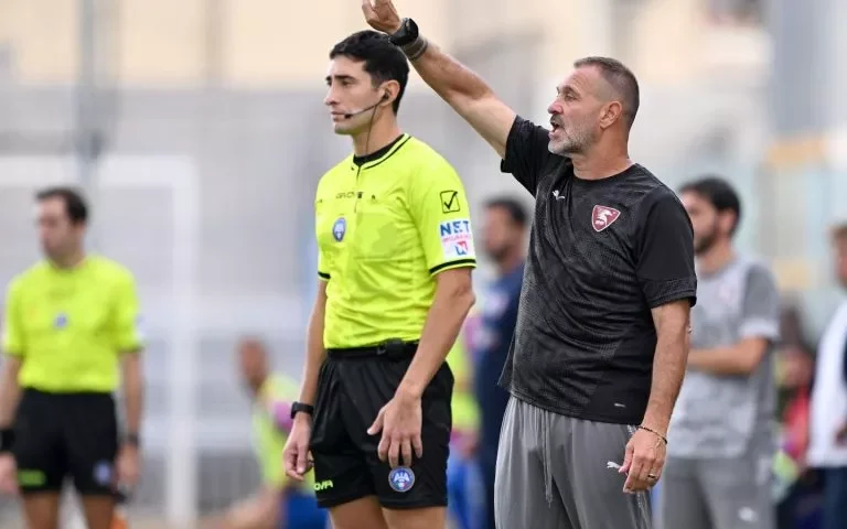Salernitana, mister Ferrari: A Casarano un punto conquistato con il cuore
