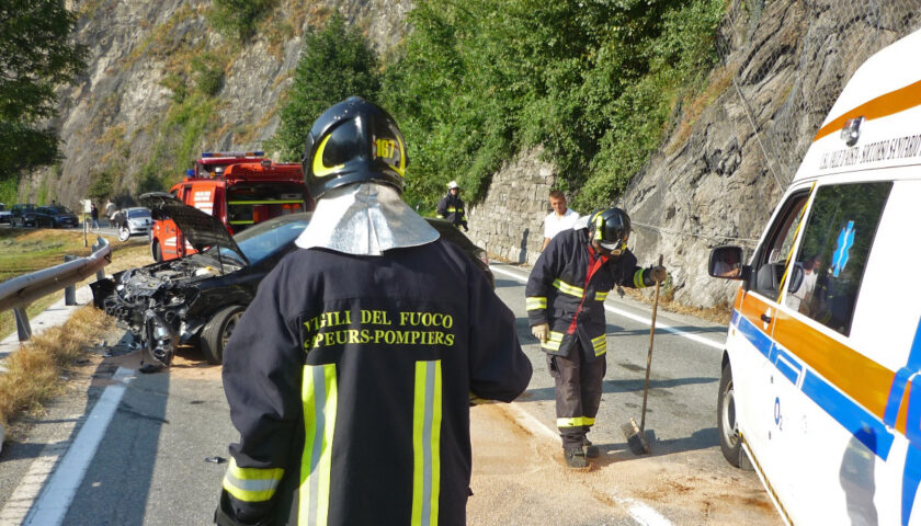 Tragico incidente sulla A5: coinvolti due giovani di Sant’Arsenio e Petina