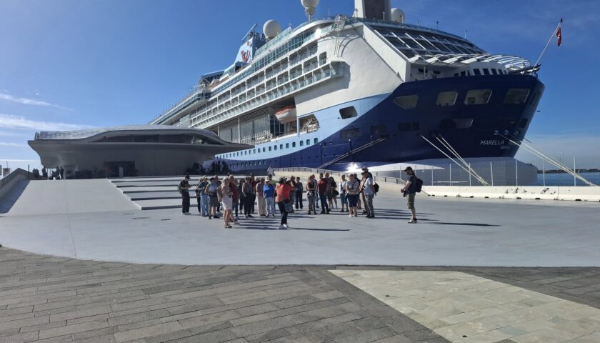 Salerno, il turismo crocieristico si allunga ancora con la Marella Discovery