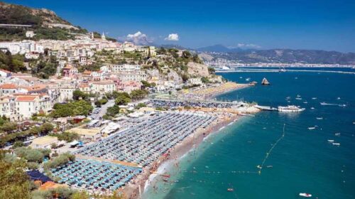 Vietri sul Mare: scatta il divieto di balneazione su un tratto di spiaggia Vietri sul Mare: scatta il divieto di balneazione su un tratto di spiaggia