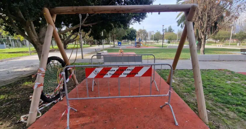 Salerno: al Parco del Mercatello atti vandalici e guasti
