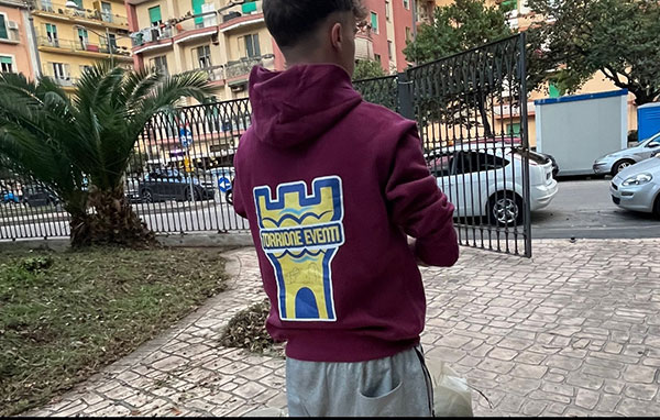 Torrione Eventi Aps: intervento di pulizia ai giardinetti della Carnale, amore per il quartiere e impegno civico