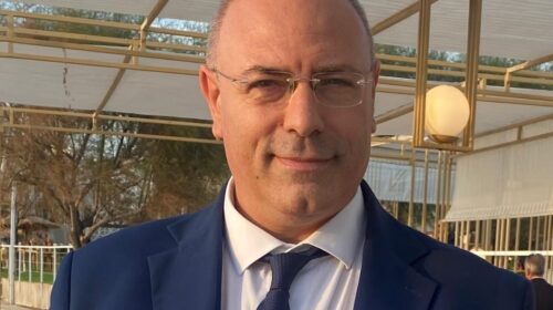 Incidente al Carnevale Sarnese, Sirica (Fratelli d’Italia): “Sicurezza prioritaria senza dimenticare il valore di chi lavora dietro le quinte”