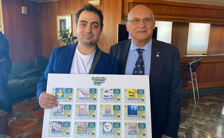 Enrico Delle Serre dell’Anfass Salerno per il tErzo anno di seguito firma i biglietti della Iotteria Italia