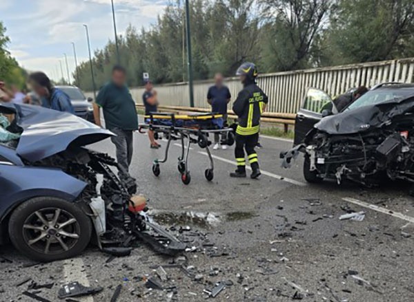 Pontecagnano, schianto  sulla litoranea: i due automobilisti politraumatizzati