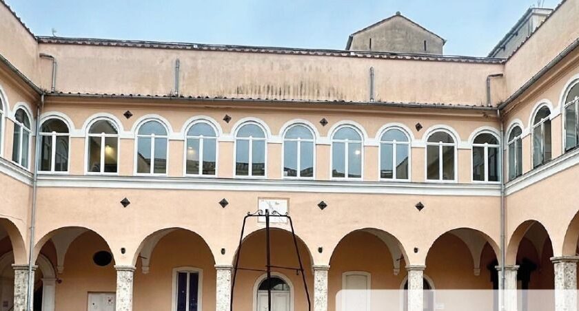 Cava de’ Tirreni, nel convento di San Francesco e Sant’Antonio sarà rivelato il recupero di 4 bassorilievi