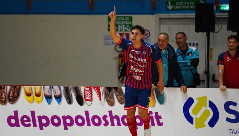 Poker di vittorie e primato solitario, la Feldi Eboli travolge Cosenza