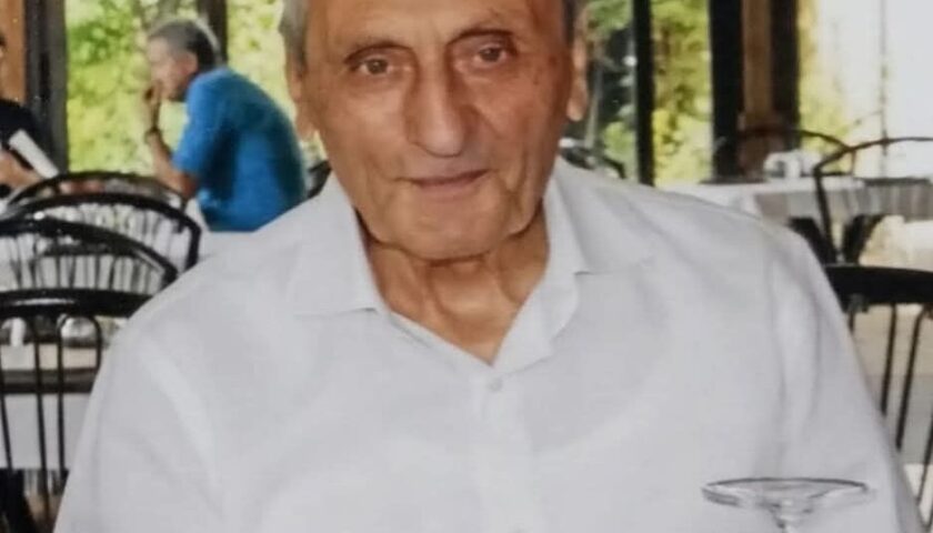 Buonabitacolo dà l’ultimo saluto ad Angelo Fiordelisi, il “sindaco buono” che cambiò il paese