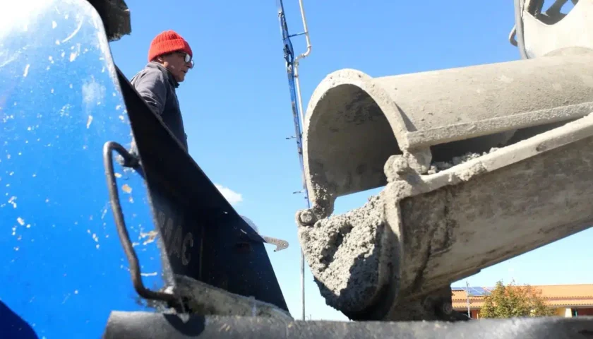 Fisciano, posata la prima pietra del nuovo asilo nido: fondi Pnrr e futuro dei bambini