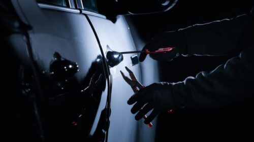 Rubano auto di disabile, appello del sindaco di Angri