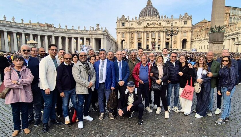 Salerno, collegio dei Geometri in udienza da Papa Leone XVI