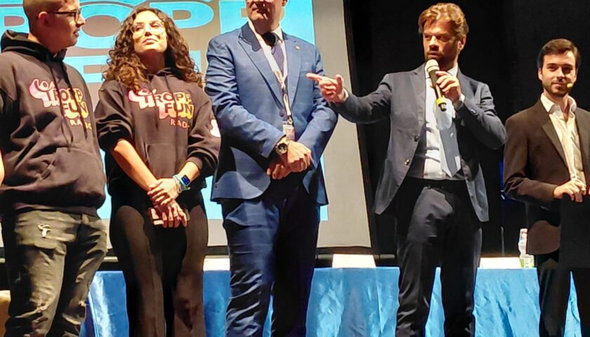 Lezione del pediatra Guercio Nuzio al convegno “Parole in Onda” di Sarno