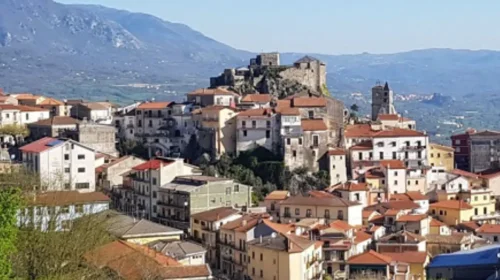 Oliveto Citra al vertice del Sud: 26 imprese ottengono fondi Pnrr per 1,8 milioni di euro