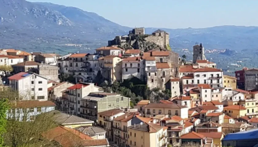 Oliveto Citra al vertice del Sud: 26 imprese ottengono fondi Pnrr per 1,8 milioni di euro